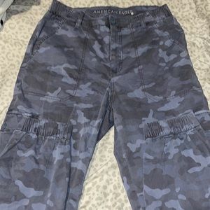 American eagle cargo jeans
